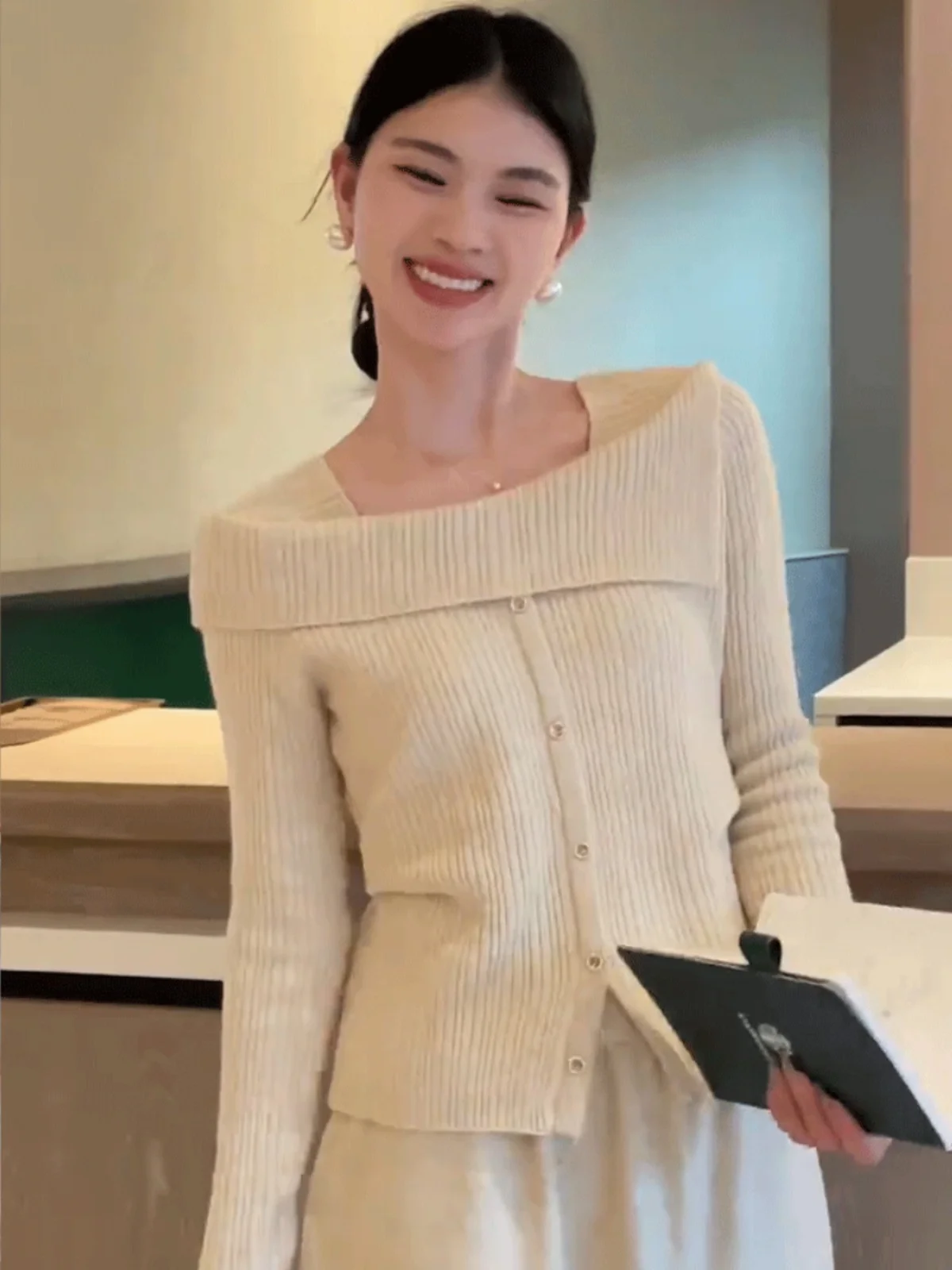 Женский вязаный топ с открытыми плечами French sle Design Sense новинка весны и осени 2024