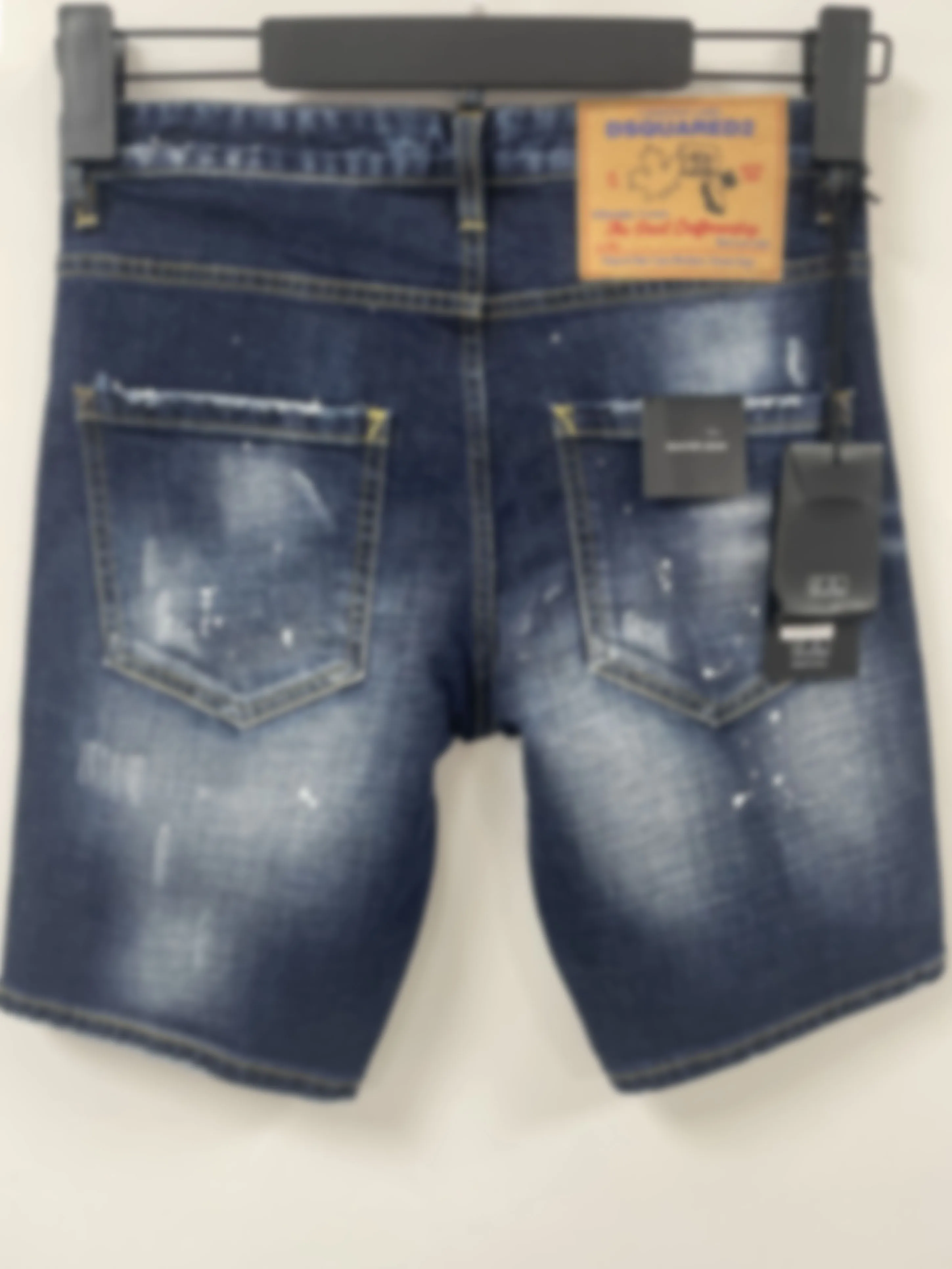 2024 весна/лето новые джинсы D2 модные мужские потертые царапанные с заплатками