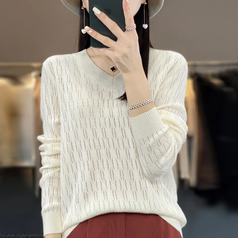 

2023 Spring/Summer New Worsted Wool V-Neck Thin Style Slightly Transparent Casual Western Style Solid Color Underlay Women's Top