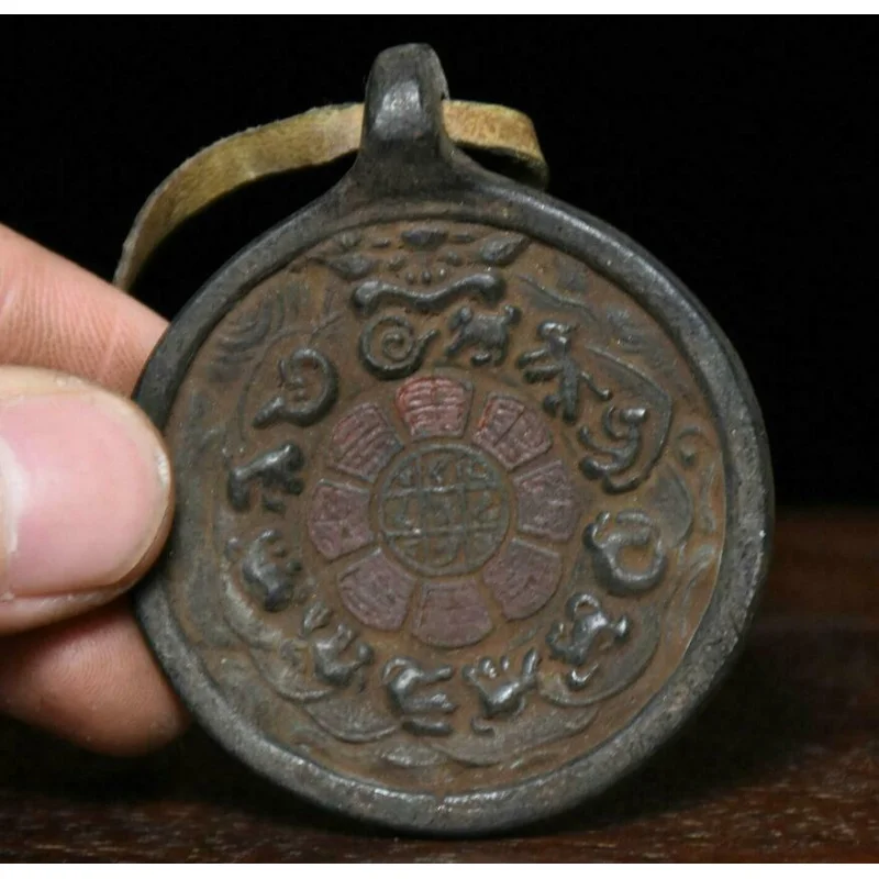 

Тибетский Бронзовый буддистский Wajra-pettle защитный талисман с таблицей Amulet Zone