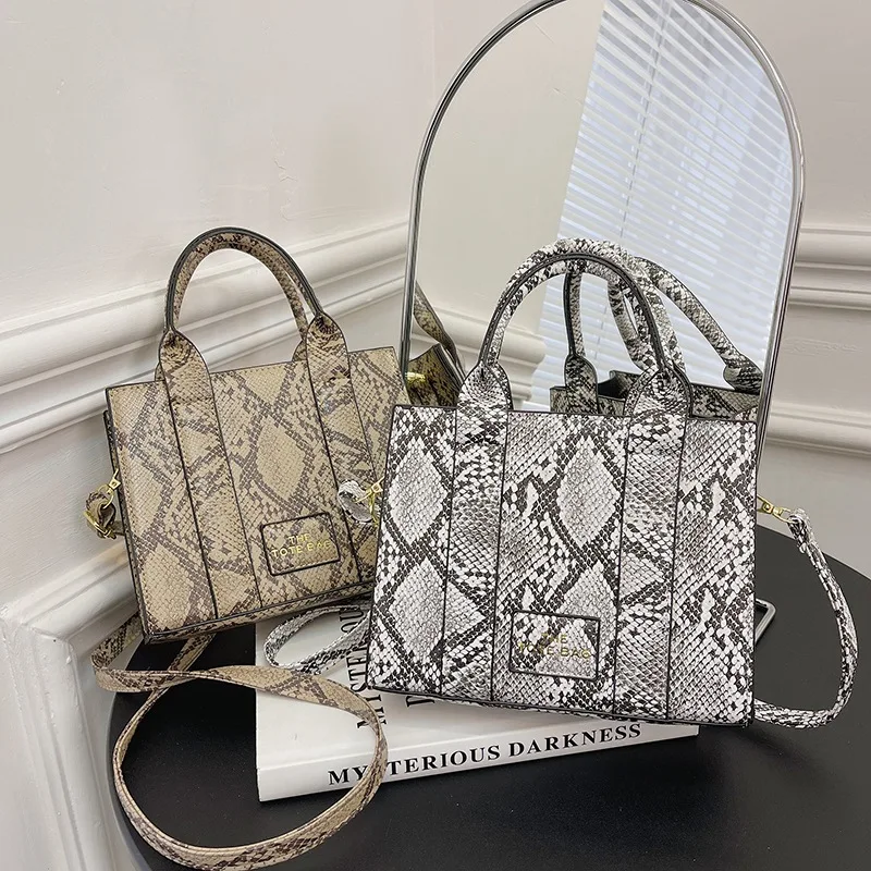

Brands Designer Letter Women Handbags Luxury Serpentine Tote Bag Snake Pattern Shoulder Crossbody Bags for Women Shopper Purses