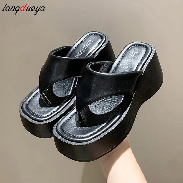 

Женские шлепанцы с круглым носком, на толстой подошве, пляжная обувь на танкетке, простые тапочки, лето 2023