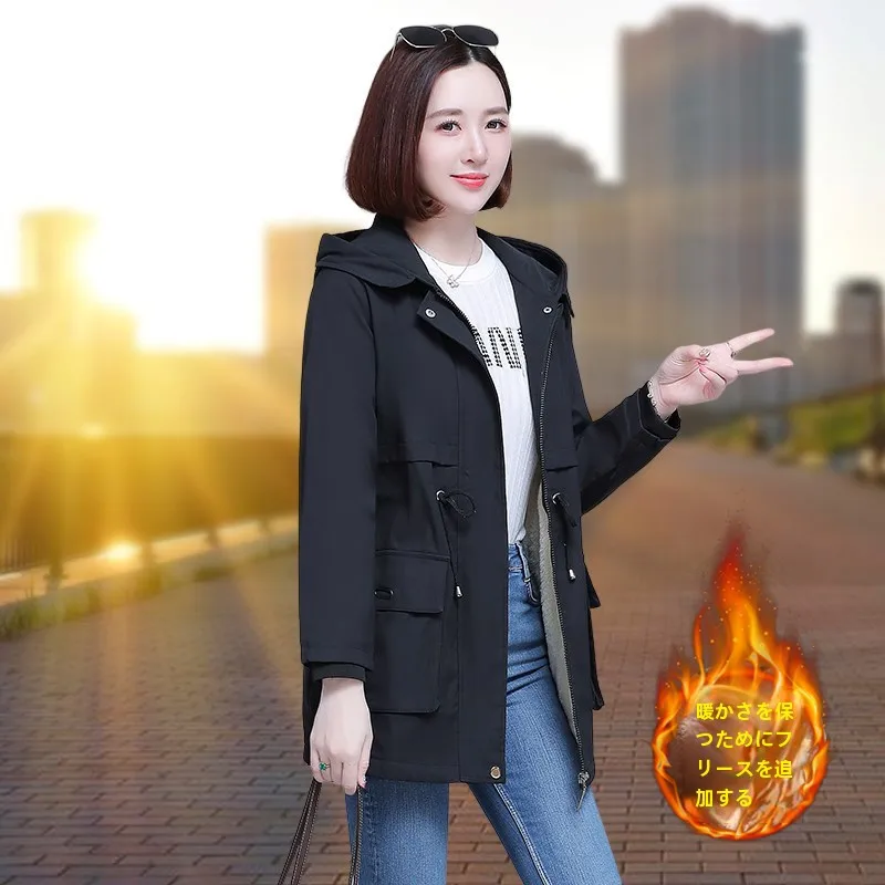 Утепленный плащ цвета хаки на флисовой подкладке верхняя одежда женская