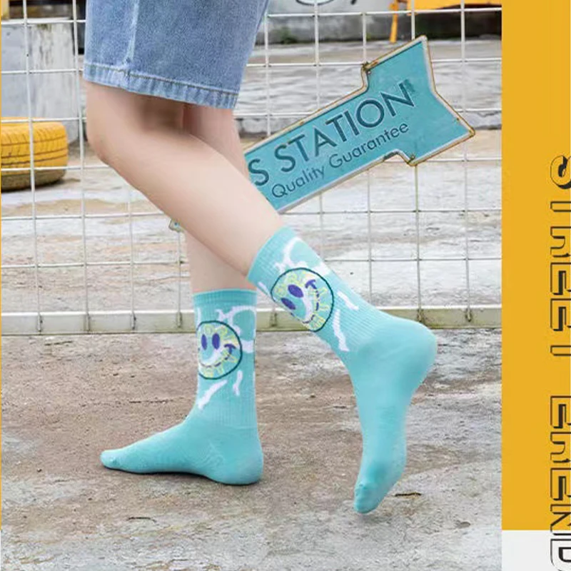 3 Pairs/Box Hot Funny Smiley Eye Stockings Cotton Streetwear Harajuku Hip Hop Expression Long Soft Pack Gift for Men Women Socks