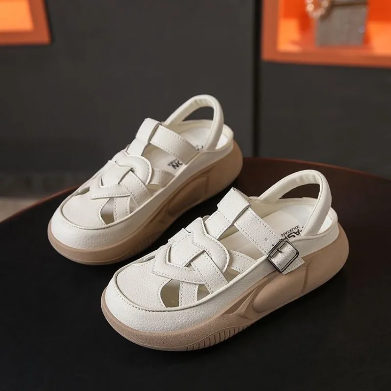 Женские сандалии на толстой подошве Baotou цвета в ассортименте