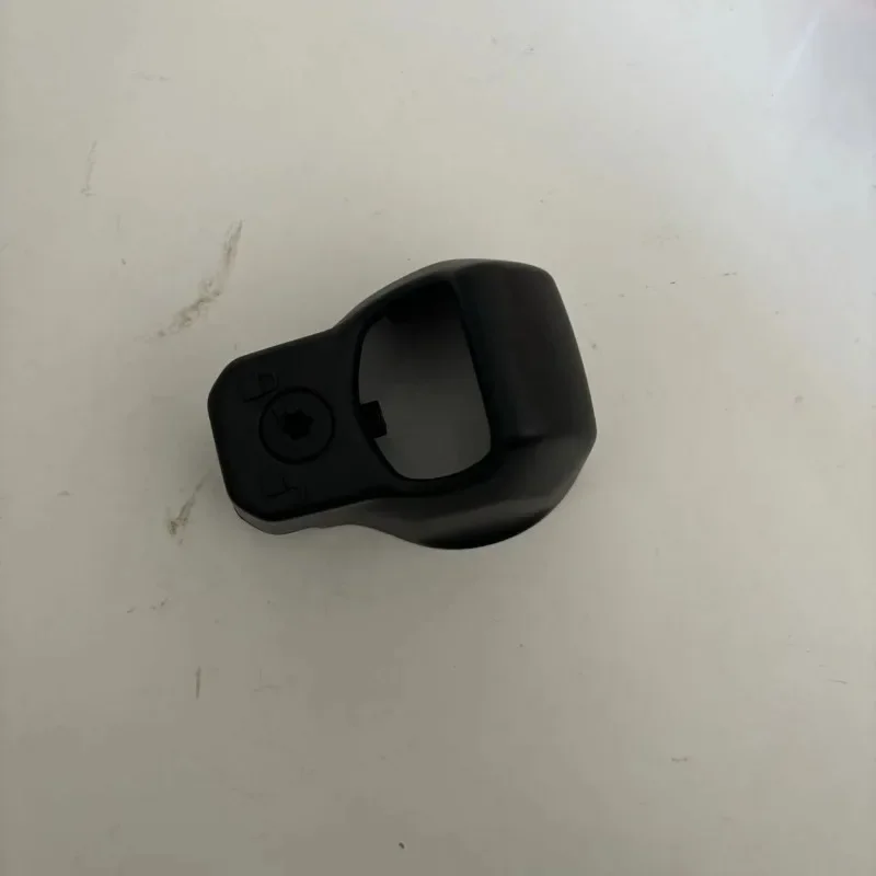 Оригинальный подлинный 68301879 АД Накладка на рамку задней камеры AE для