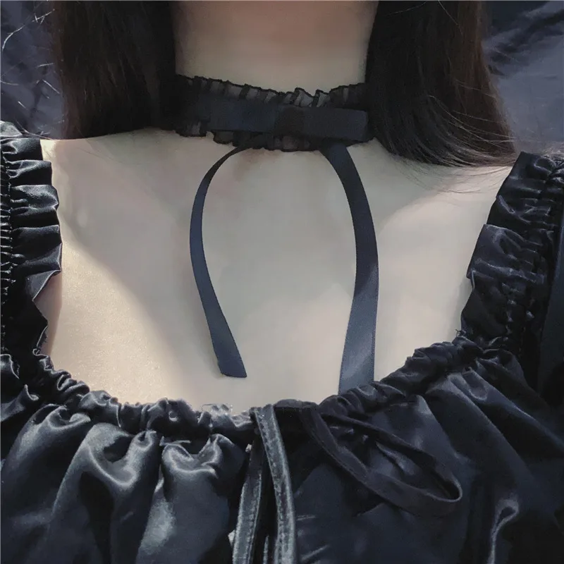 

Bow Tie Lace Collar Neck Strap