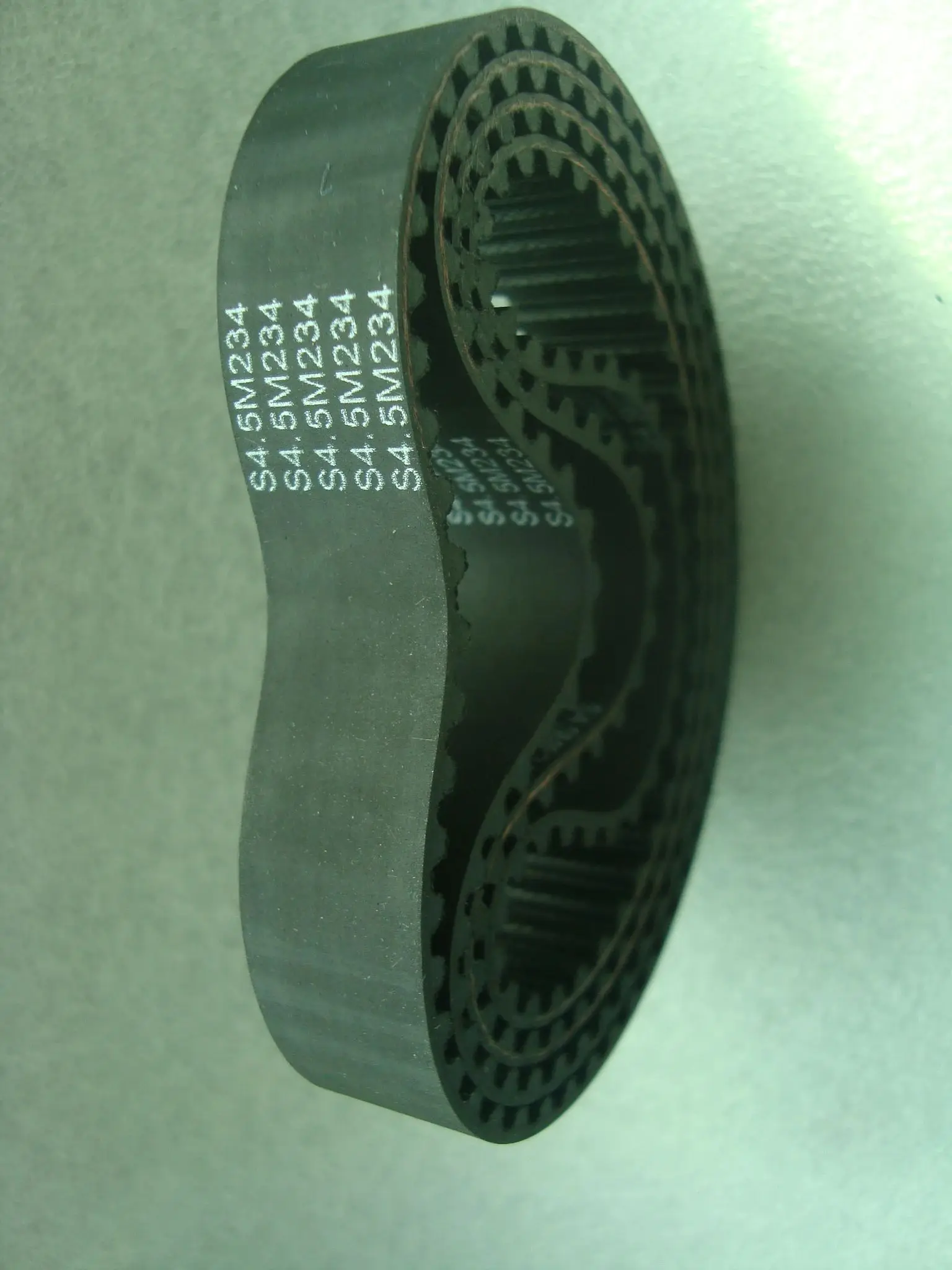 

S4.5M тип зуба 15 мм ширина 234 мм Длина 52 зуб номер круглый резиновый зубчатый ремень 3 шт. в одной упаковке