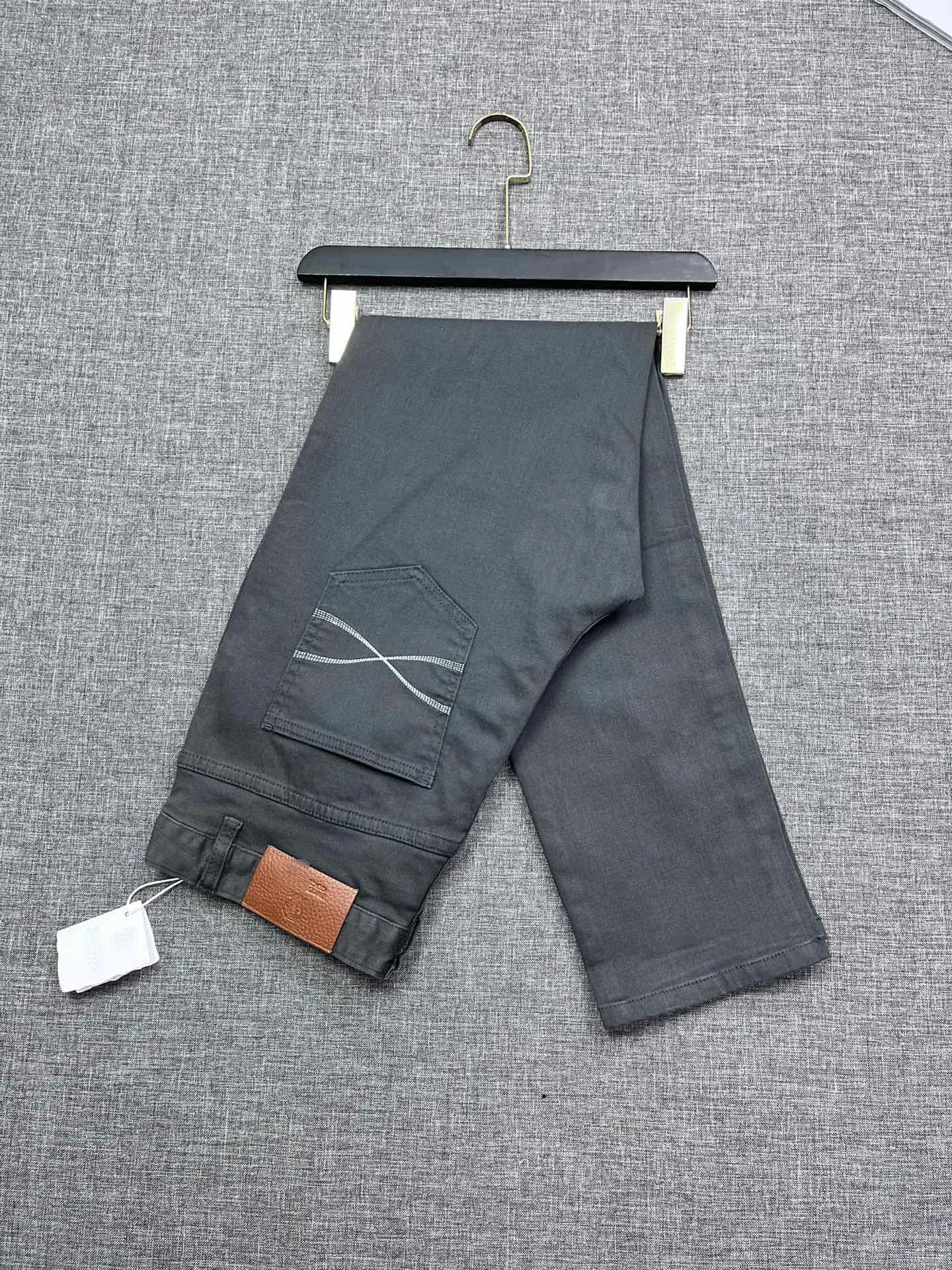 2025 DIKU Мужские бутиковые осенне-зимние новые повседневные джинсы с изысканным