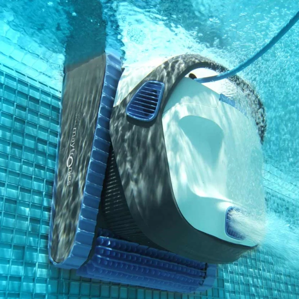 Фото Новинка 2025 года: Робот-пылесос для бассейнов Dolphin S300I с водонепроницаемым электрическим кабелем и управлением через приложение для смартфона. №4