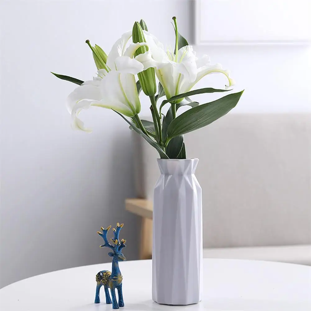 

Nordic Style Flower Vase Living Room Decoration Ornaments Modern Origami Plastic Vases Pot For Flower Arrangements Home Dec D2v3