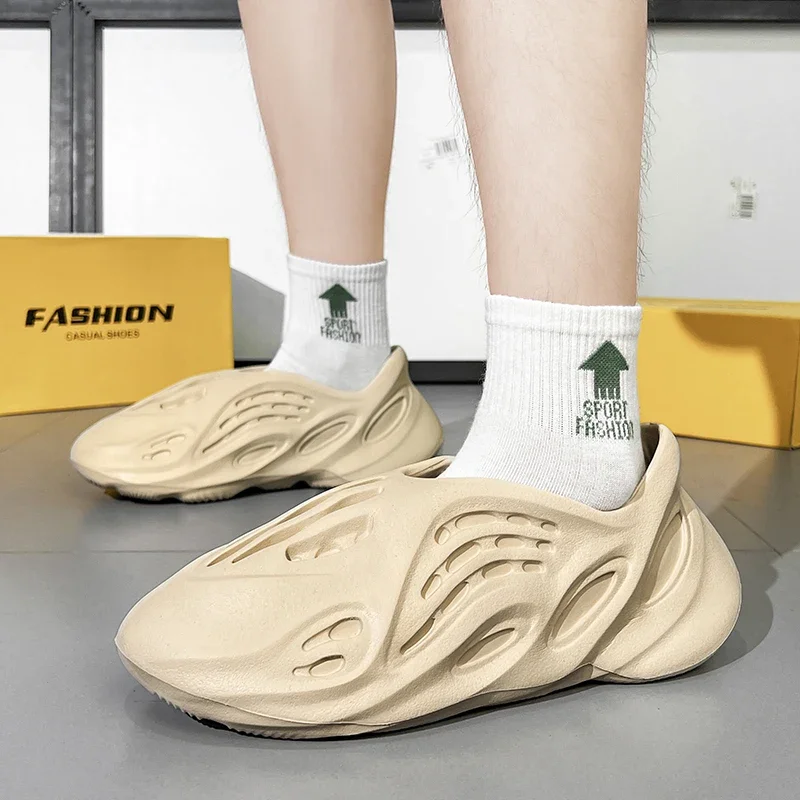 Рисунок 2 - Мужские летние тапочки