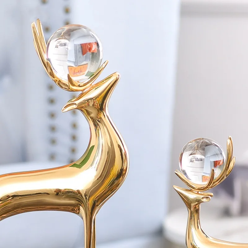 Золотая латунная статуя оленя с хрустальным шариком коллекционный стол Декор