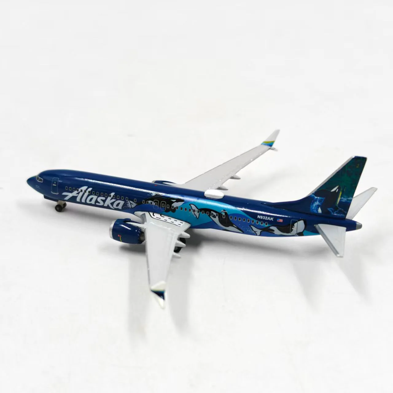 Фото Металлическая модель самолета Herpa 737 Max9 в масштабе 1:500 №5