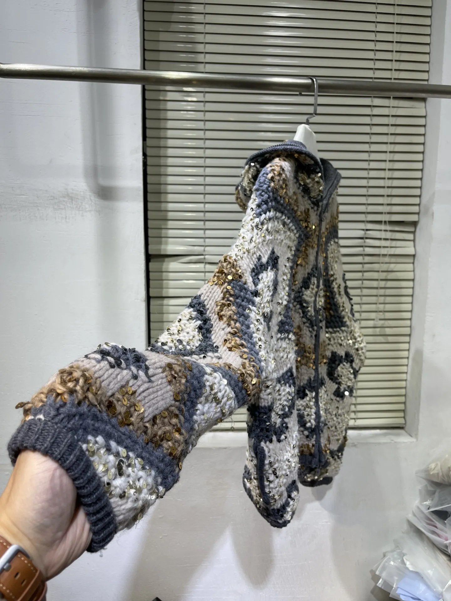 Рисунок 4 - Свитера для женщин 2023 Роскошная