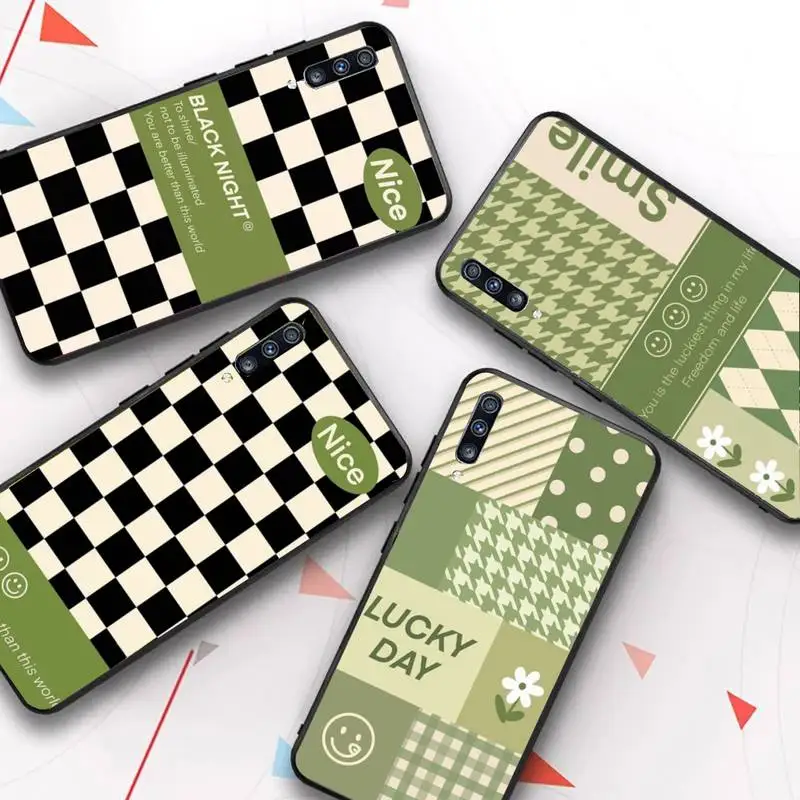 

Fashion INS Checkerboard Flower Phone Case for Samsung A51 01 50 71 21S 70 31 40 30 10 20 S E 11 91 A7 A8 2018
