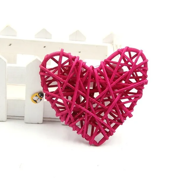 

Ротанговые сердечки для декора