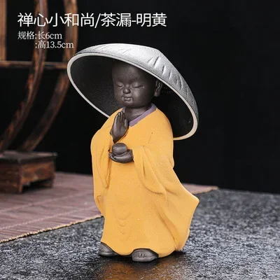 

Керамическая фигурка чайного монаха с фильтром