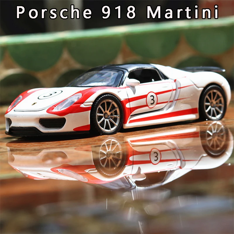 

1:32 Porsche 918 Martini Model Car Simulation Sound And Light Pull Back Alloy Car Children Supercar Racing Toy Collection A45