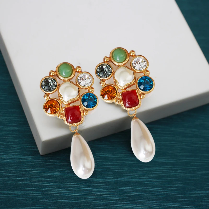 

Renya Vintage Baroque Colorful RS Statement Earring White Water Pearl Pendant Drop Earring for Women Girl Flower Stud Earring