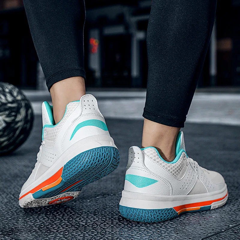 Fashion White Basketball Shoes Man Non-slip Platform Sneakers Outdoor Streetball Culture Men's Sports Sneakers tenis de basquete