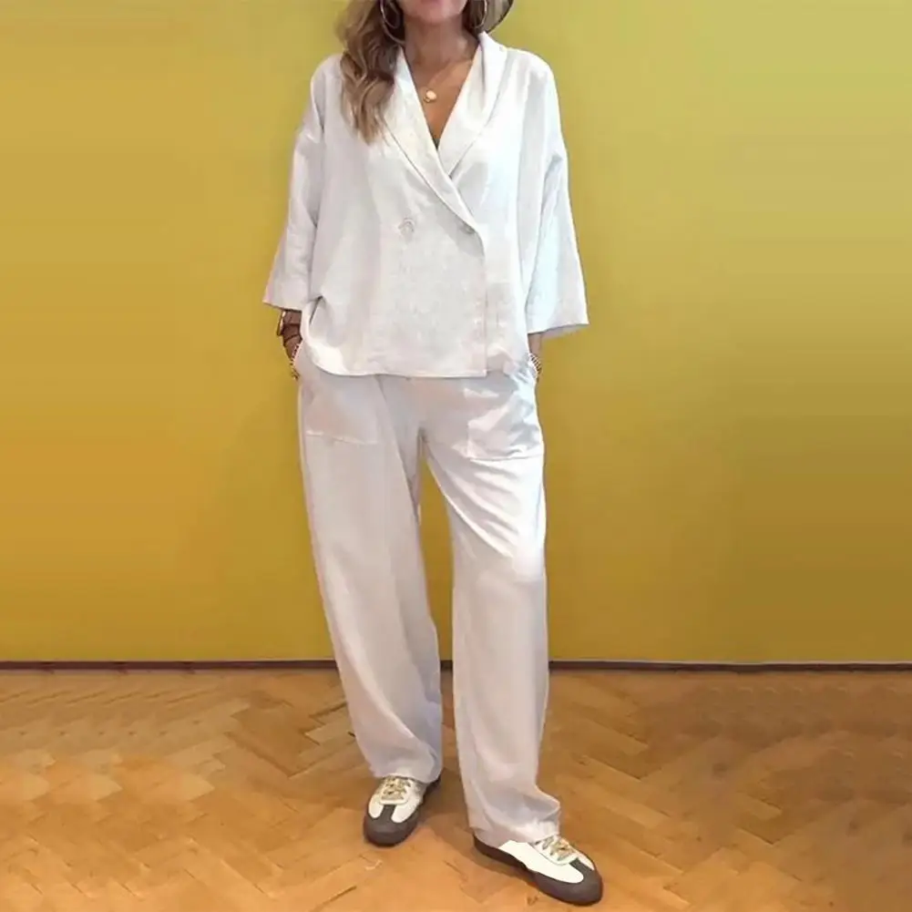 Женский костюм из двух предметов стильный двубортный пиджак и брюки с широкими