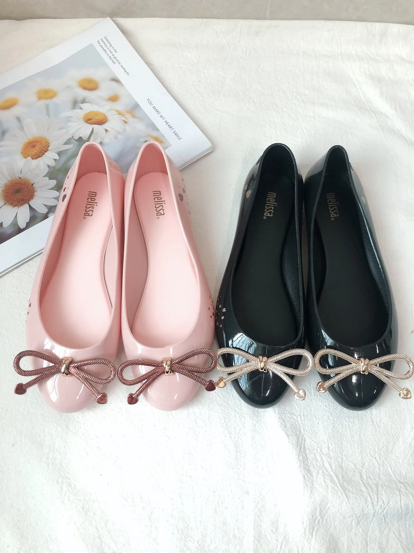 

Женские пляжные туфли из ПВХ, розовые туфли-желе на плоской подошве, с бантом в форме сердца, в Корейском стиле, бразильский стиль, новинка 2022