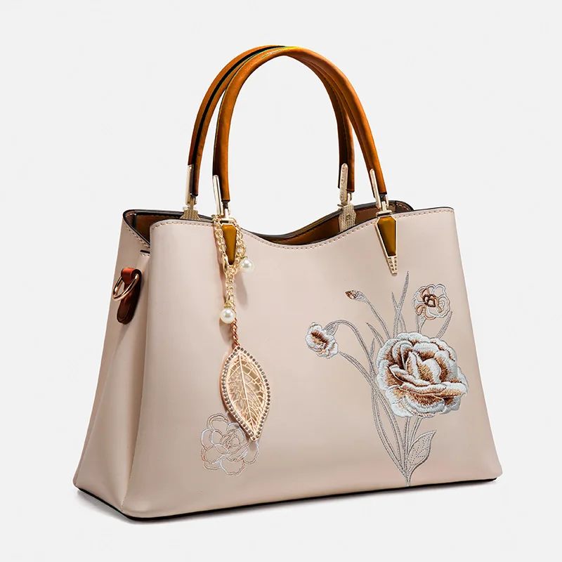 Новая модная женская сумка с вышивкой китайская вместительная из искусственной