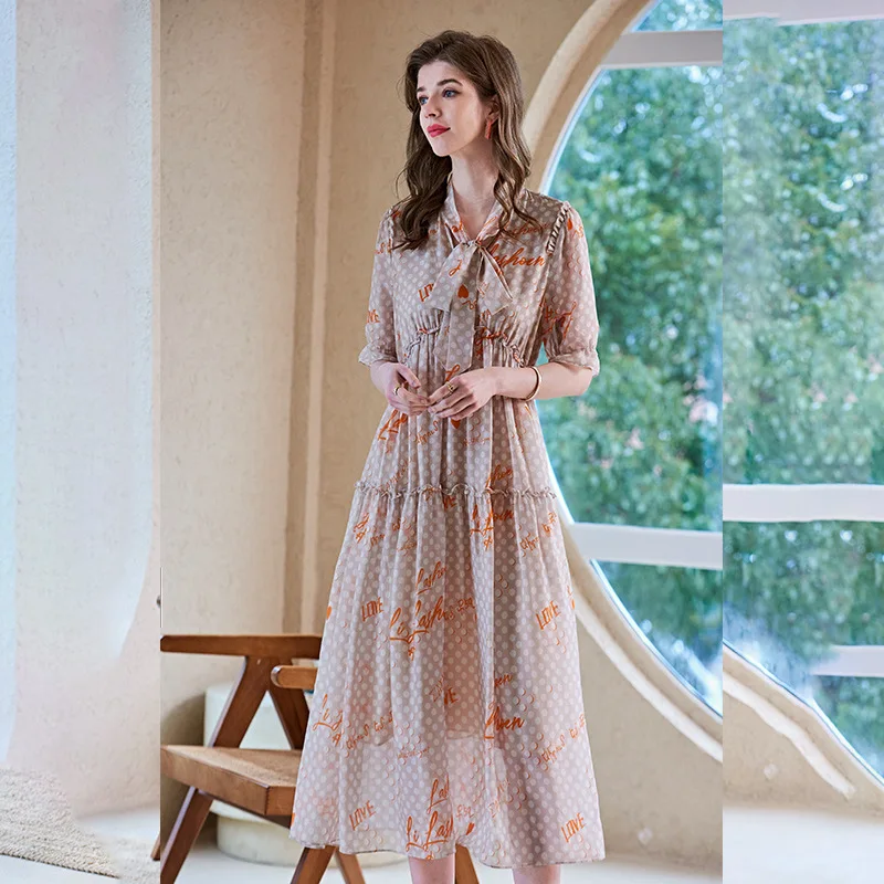 

Silk Dress Short Sleeved 2022 Summer New Bow Tie With Leading Temperament Commuter Mulberry Silk Skirt