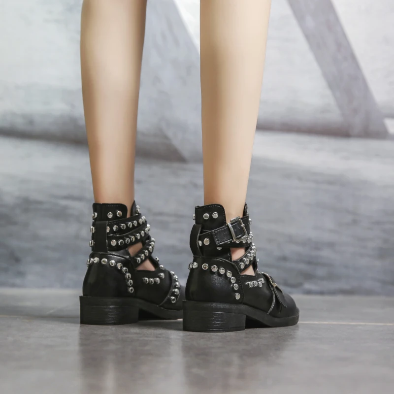 Women Boots Autumn 2022 NEW Platform Boots Women Shoes Belt Buckle Boots Women Trendy Black Rivet Boots Size 43