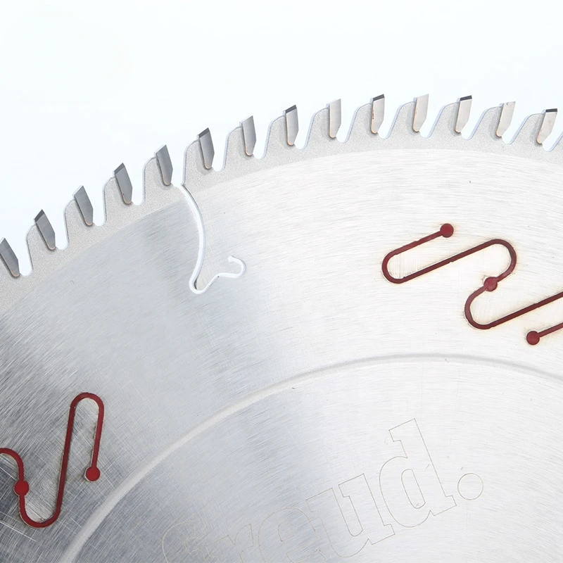 Модель Freud LU3D 0600 карбидная пила для резки древесины МДФ