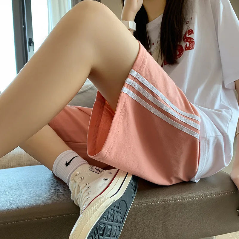 

2023 New Slim Straight Capris Loose and Versatile Casual Wide Leg Pants for Women Wearing Sports Pants Outside