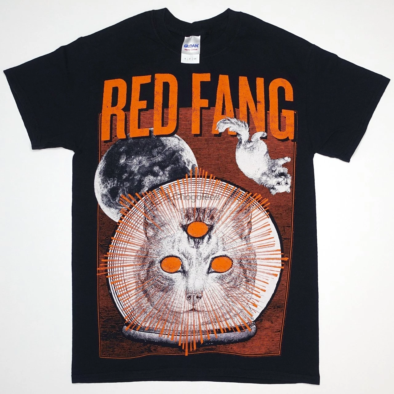 Theminorthread red fang футболка с экстрактным котенком |