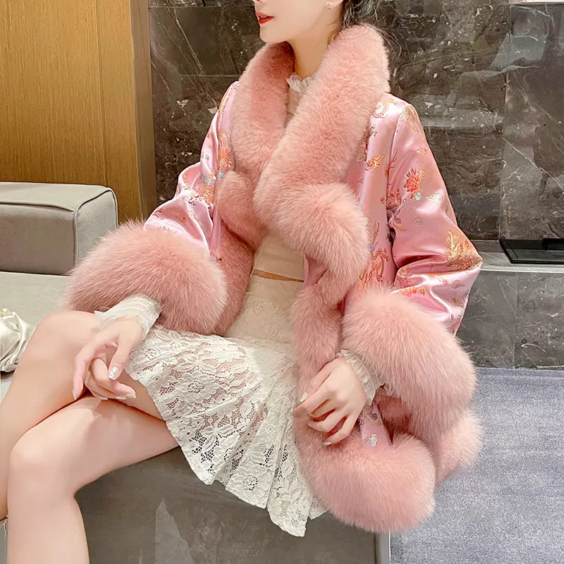2022 Winter Women's Cape and Shawl Coat New National Chinese Style Wedding Outwears Soft Faux Fur Patch Cotton Parkas Pink Red