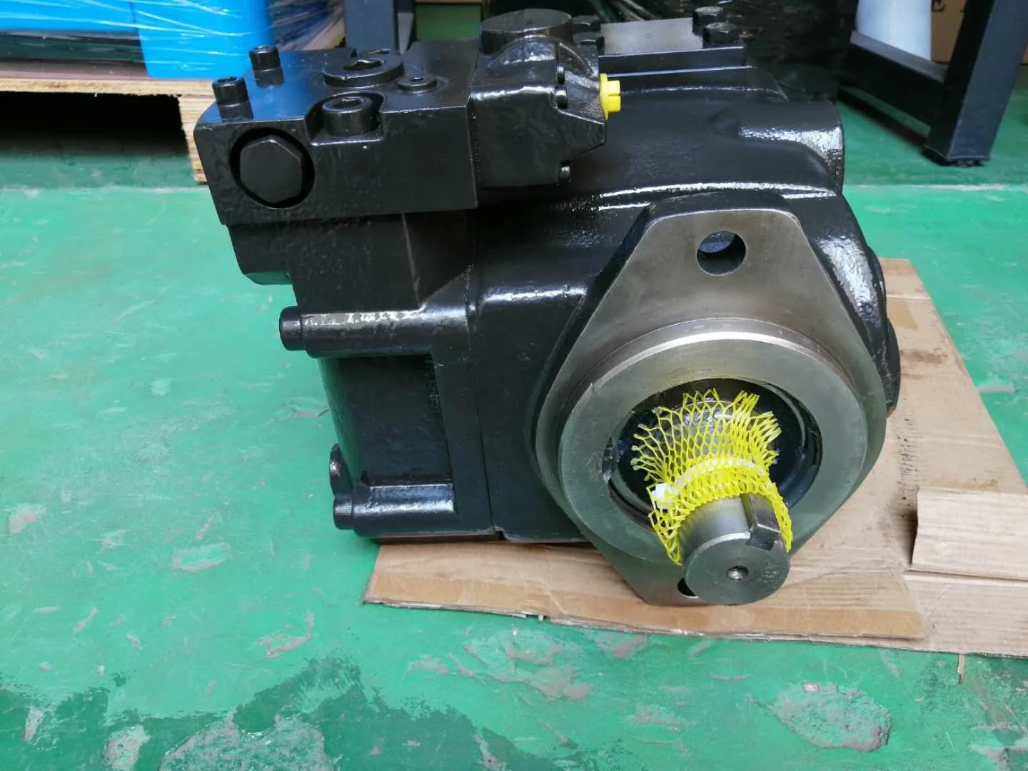 Гидравлический плунжерный насос PVG75 AT 170985 4833940 Для погрузчика ZW230-3