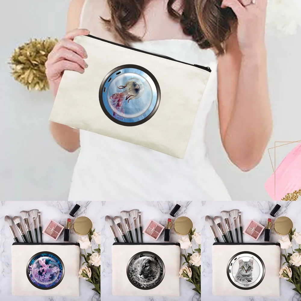 

Portable Cosmetic Bag Lipstick Make Up Bag Personalized Fashion Toiletries Organize Multipurpose Pencil Case Purse Window Print