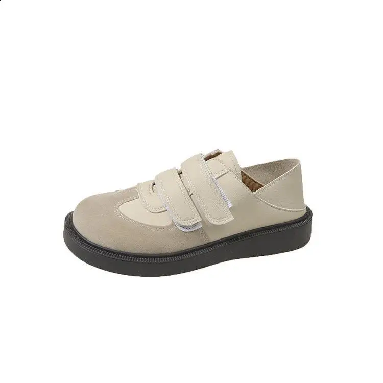 Повседневная женская обувь сабо на платформе и низком каблуке Modis с круглым