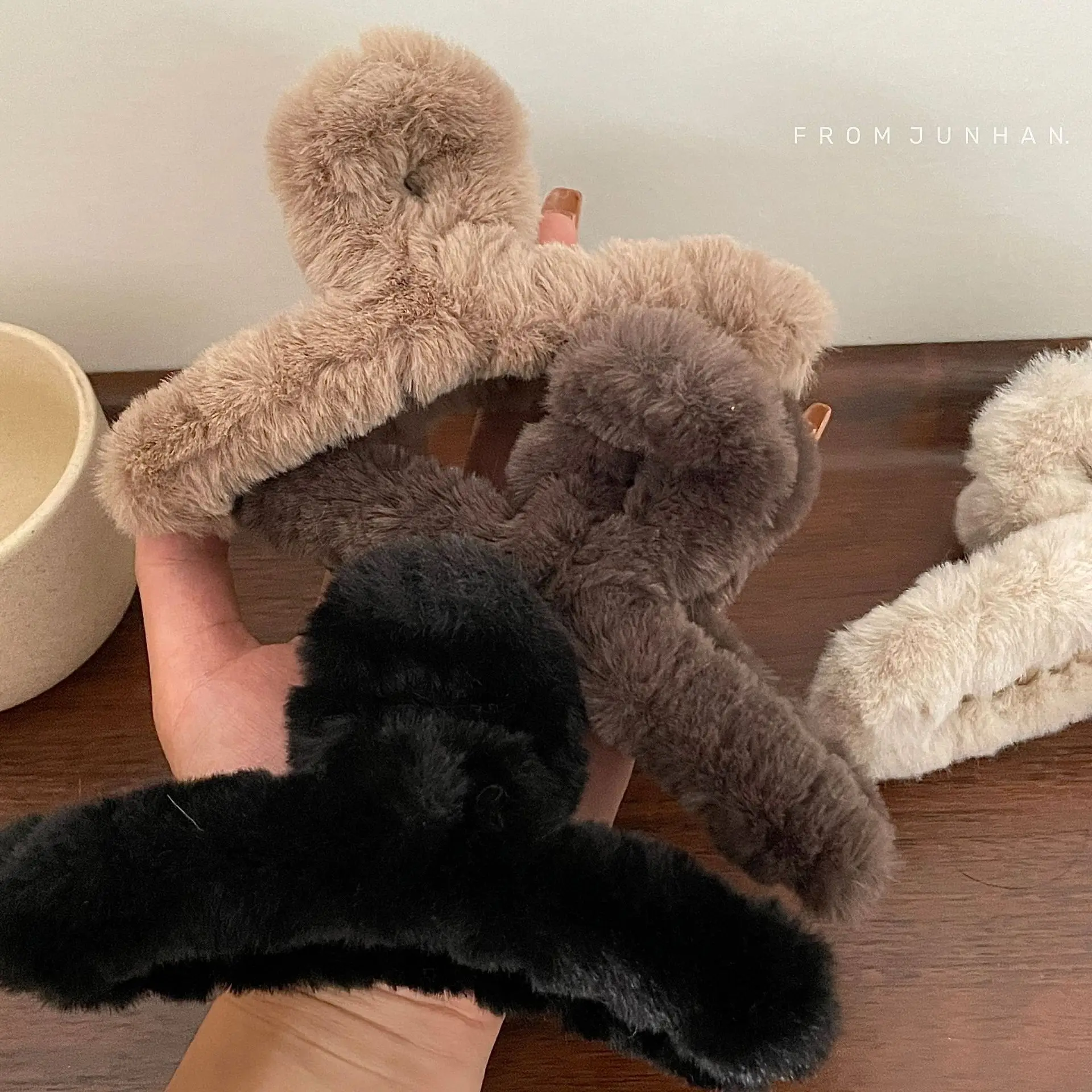Series Imitation Fur Rabbit Fur Back Head Updo Hair Claw Warm Large Plush Shark Clip Barrettes Hair Claws