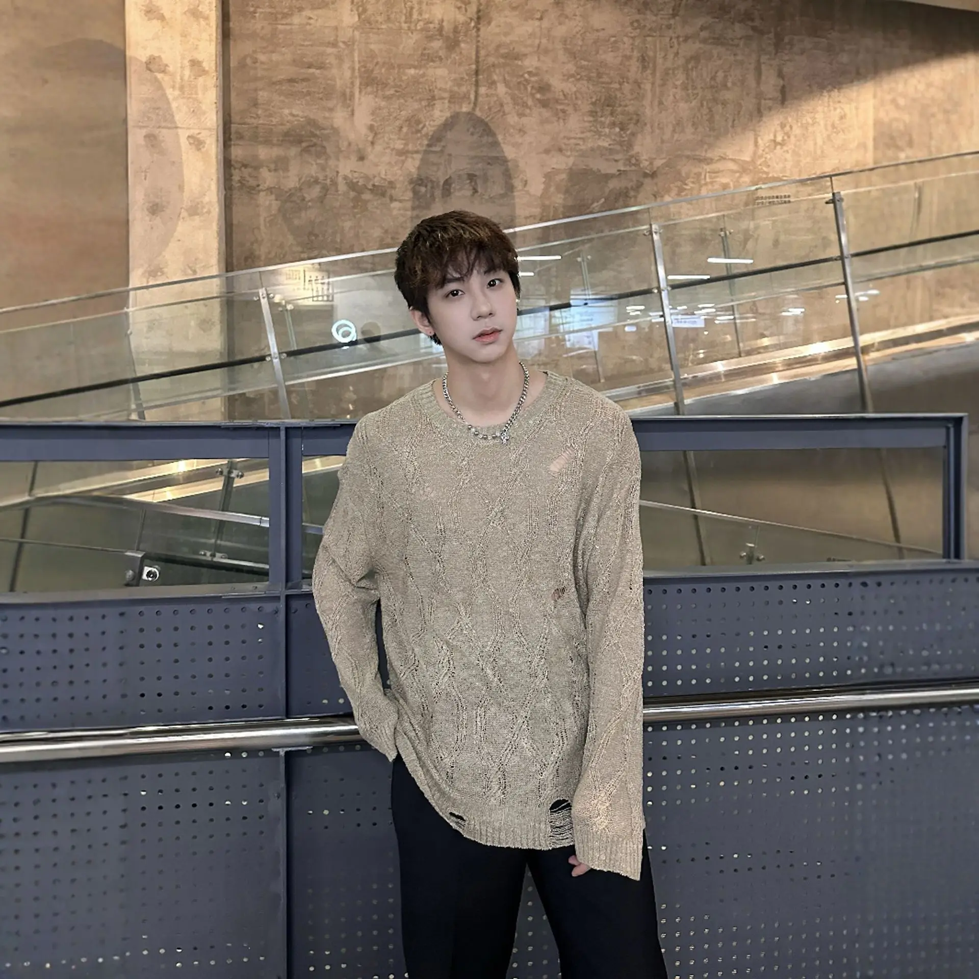 Фото Hollow Hole Spring New Blouse Thin Mesh Top Men's And Women's Lazy Long-sleeved Youth Knitted Sweater T-shirt №2