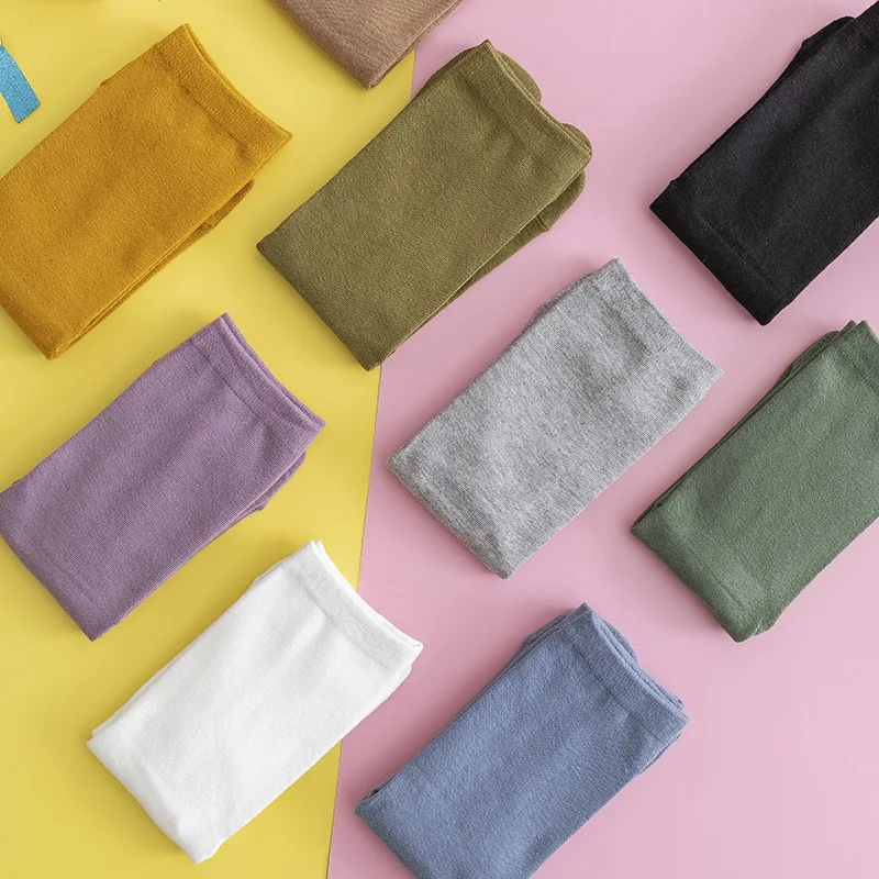 Two-Toe Cotton Socks, Mid-Calf Socks for Men and Women, Japanese Style Split Toe Design, Suitable for All Seasons with Heel