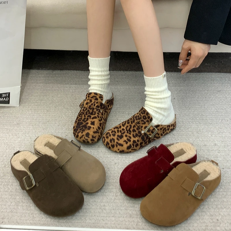 Зимние женские шлепанцы меховая обувь лоферы на платформе с закрытым носком Pantofle