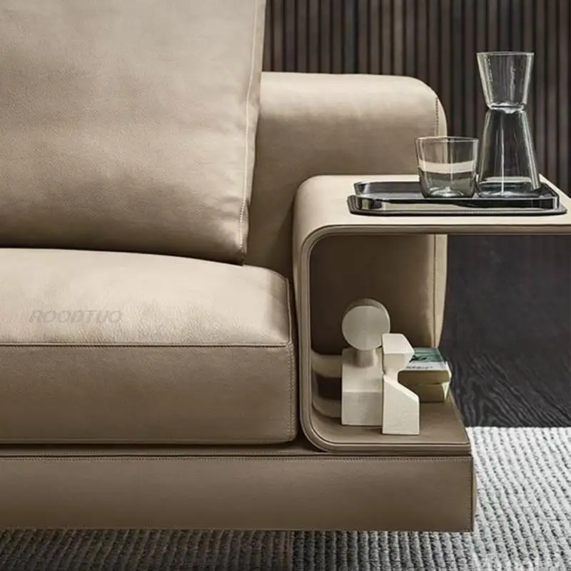 Рисунок 4 - Диван из натуральной кожи в итальянском стиле