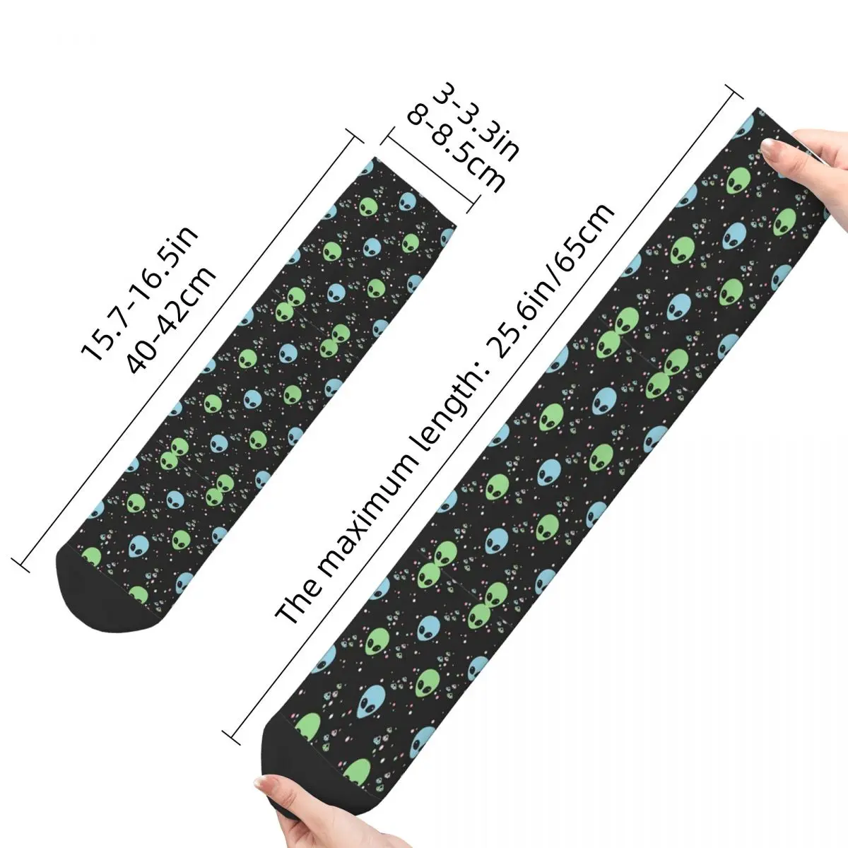 Hip Hop Retro Green Blue Alien Heads With UFOs Crazy Men's Socks Unisex Harajuku Pattern Print Funny Novelty Crew Sock Boys Gift