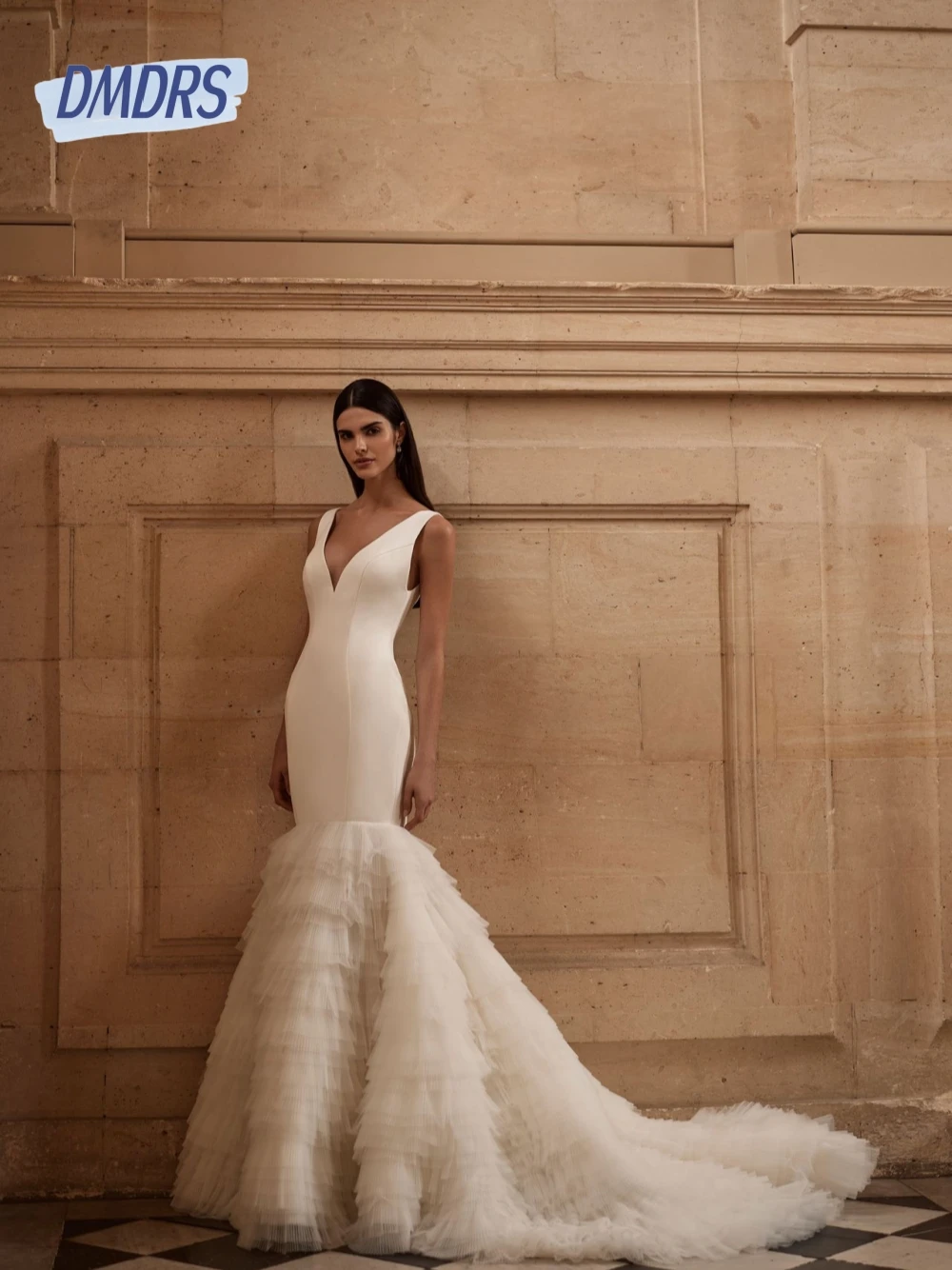 Современные атласные свадебные платья с широкими бретелями романтическое