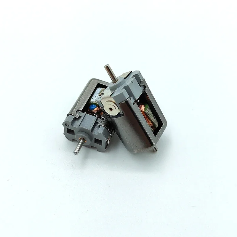 Фото Миниатюрный высокоскоростной электродвигатель 010 DC 15 мм для DIY RC HO слот-каров, железнодорожных моделей, 6В 9В 12В, 21000 об/мин, двойной вал 1,5 мм №4
