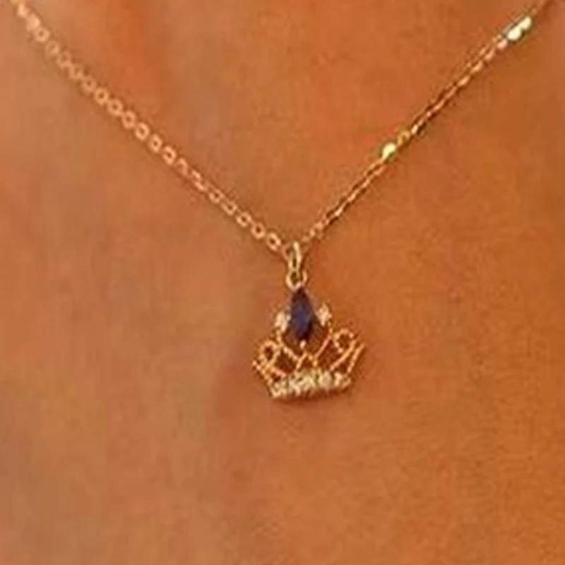 

Thai Silver Plated Gold Necklace Fashion Crown Pendant Sapphire Clavicle Chain