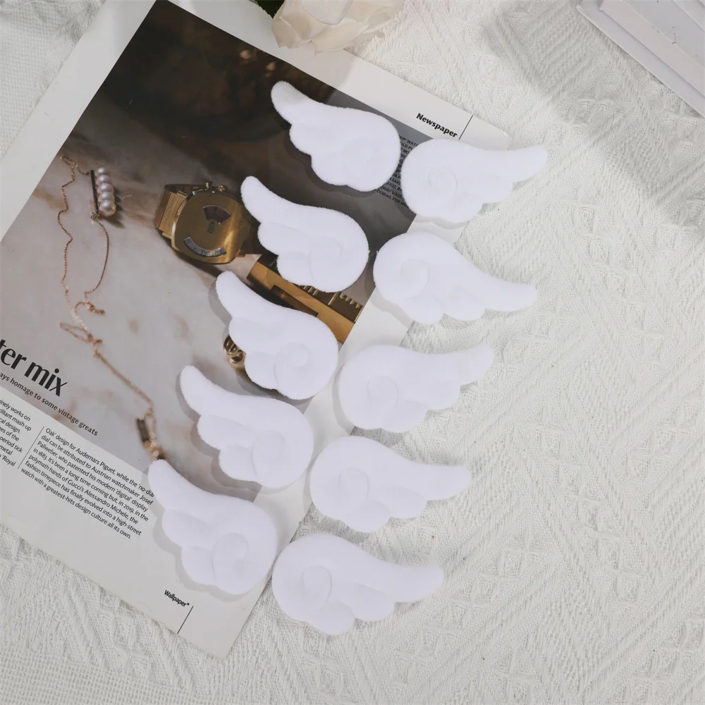 

Плюшевые крылья для декора