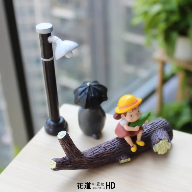 

2 PCS Simulation Resin Big Dead Wood Street Lamp Branch Trunk Dry Micro Scene Jewelry Potted Decoration