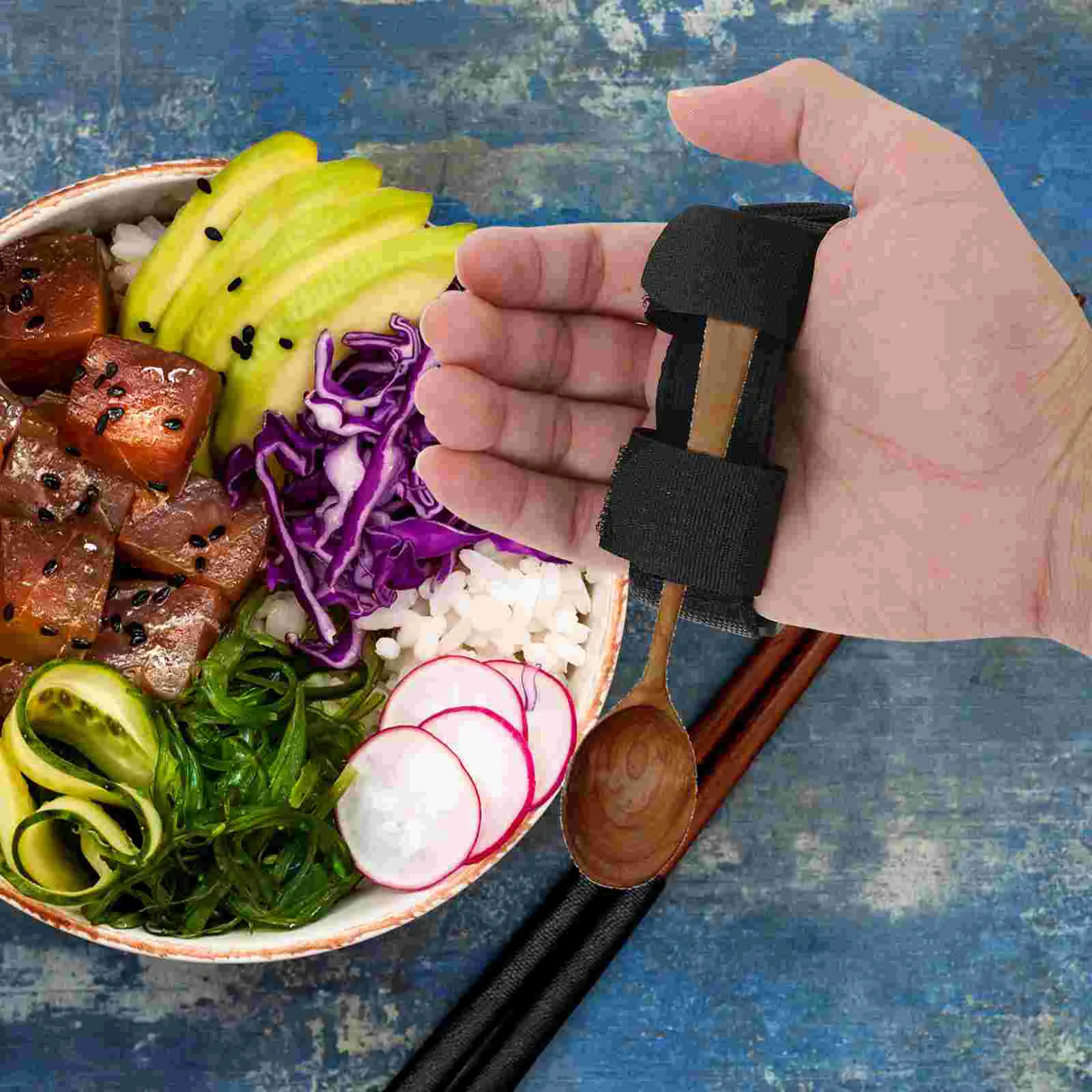 Регулируемый ремень для удержания посуды набор помощи ручного питания инвалидов