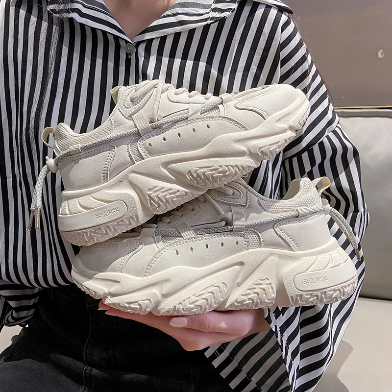 

Оригинальная женская обувь, фирменная Вулканизированная обувь для девочек, Высококачественная обувь на шнуровке, нескользящая обувь на то...